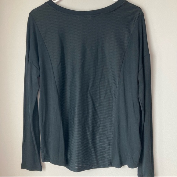 Mondetta Athletic Top - Picture 2 of 7